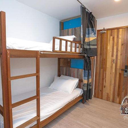 איפוה Parlor Hotel מראה חיצוני תמונה