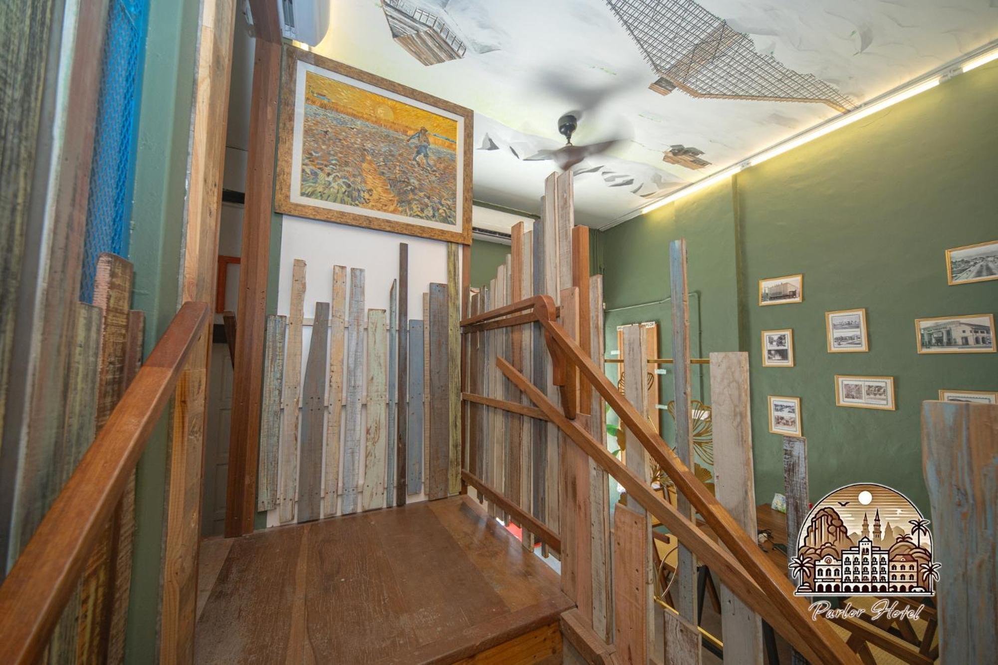 איפוה Parlor Hotel מראה חיצוני תמונה