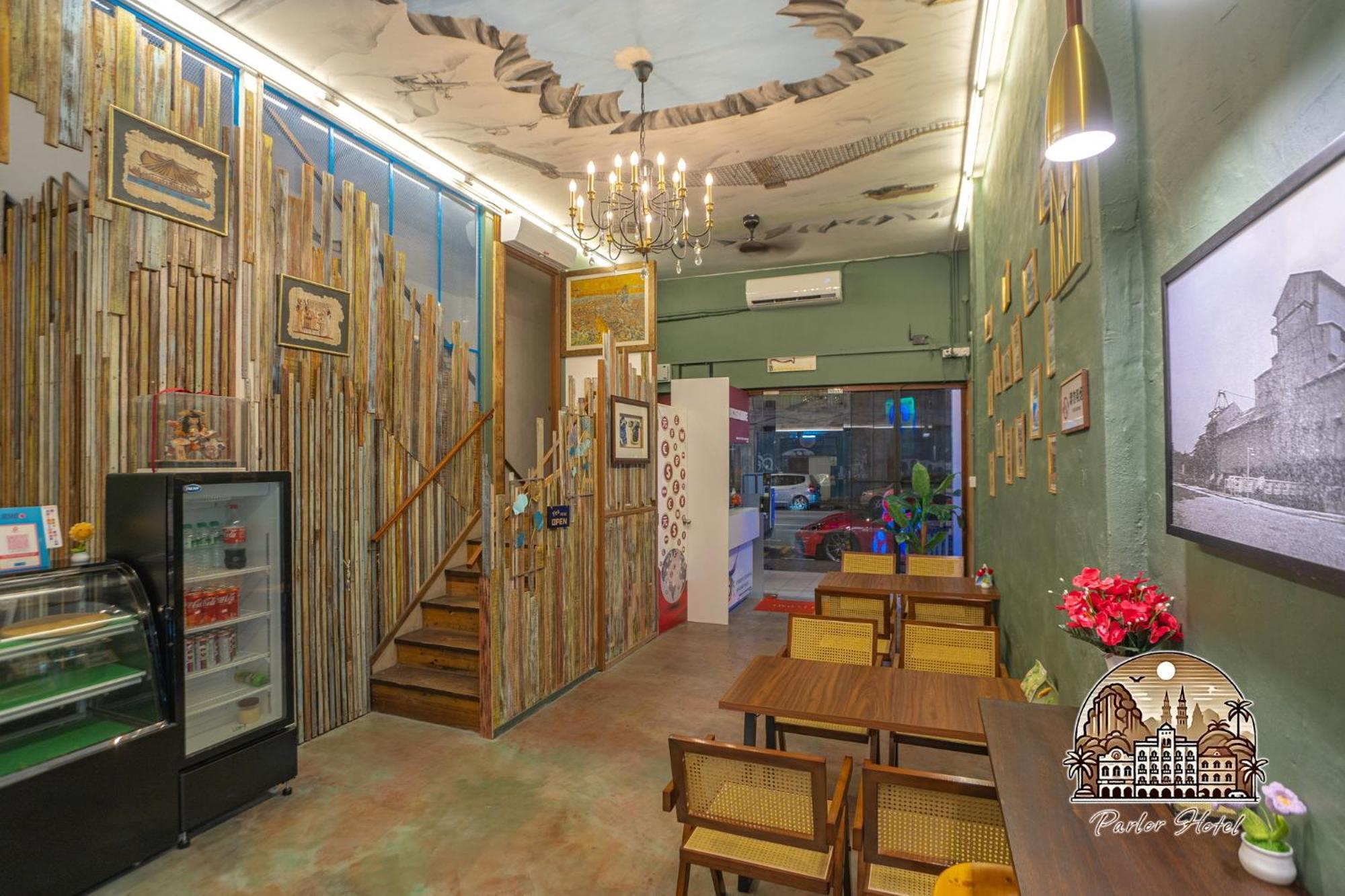 איפוה Parlor Hotel מראה חיצוני תמונה