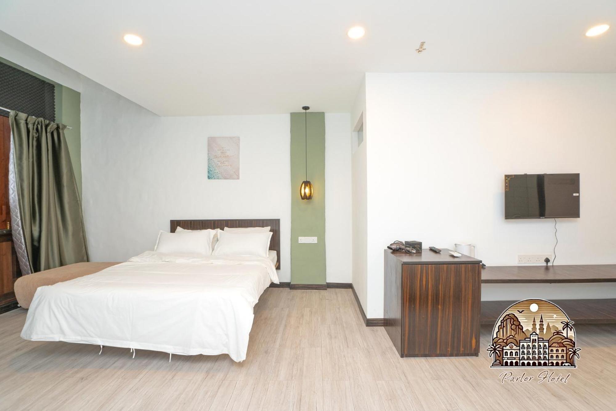 איפוה Parlor Hotel חדר תמונה